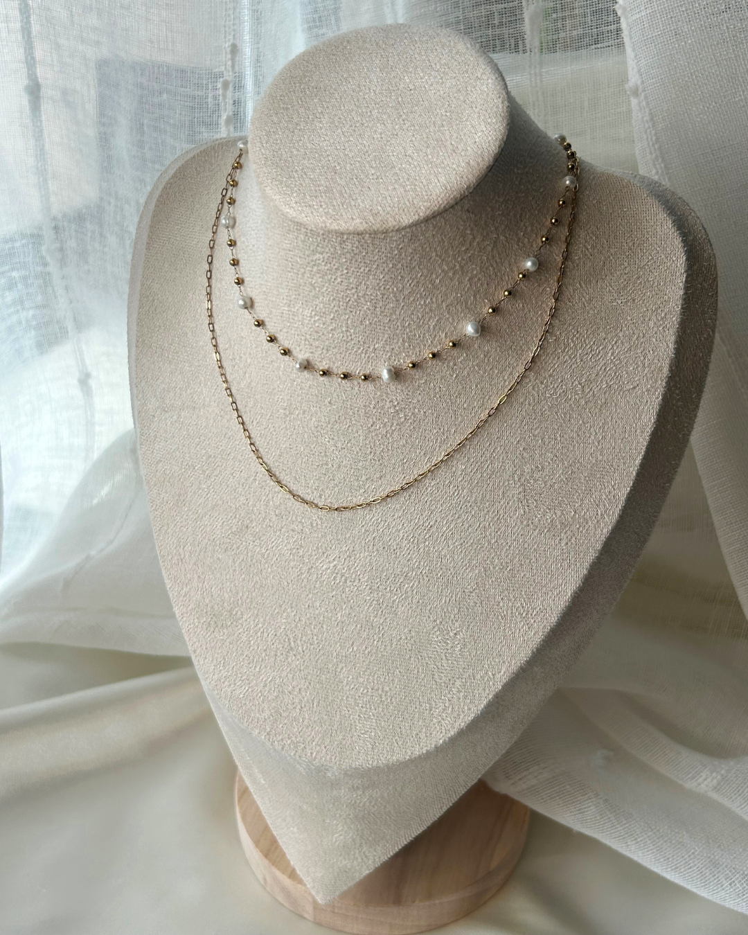 Dounia | Collier doré double chaîne et perles