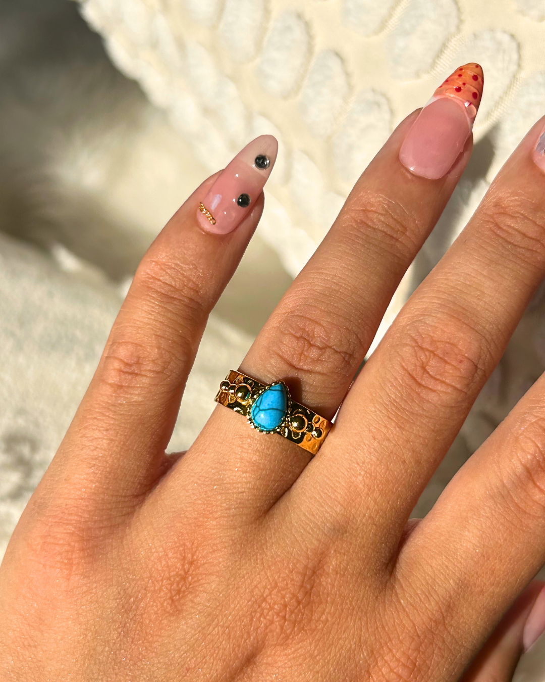Yalina | Bague goutte bleue