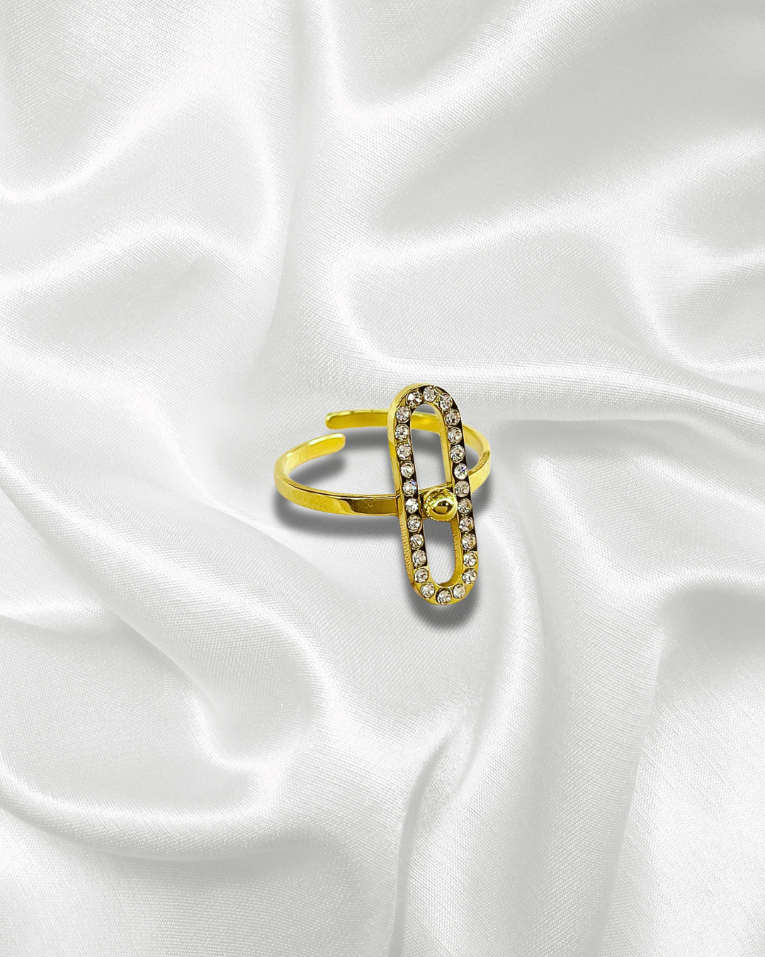 Victoire | Bague dorée avec strass et maillon central