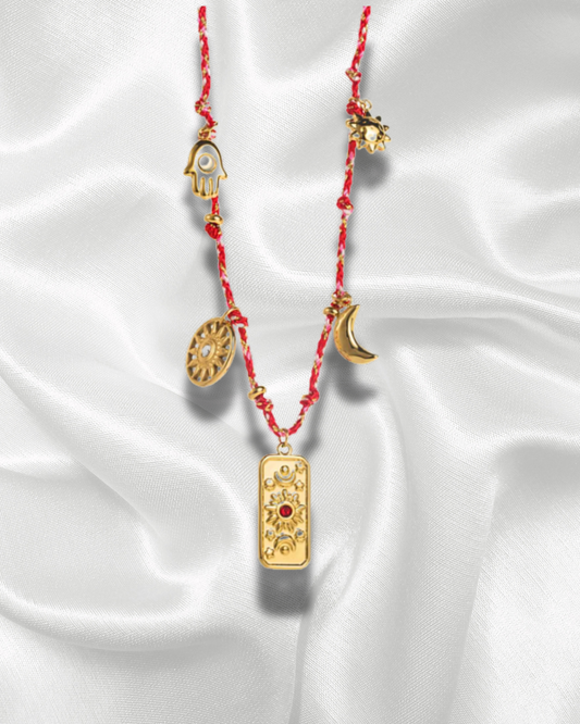 Solaya | Collier fil et charms