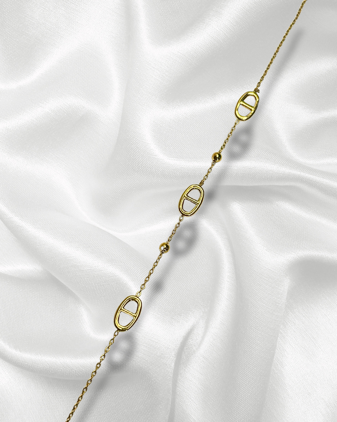 Marina | Bracelet doré mailles marine et perles